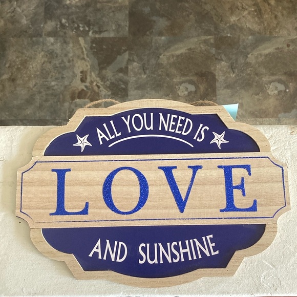 NWT All You Need is LOVE And Sunshine- Nautical Wooden Medallion Decor Sign - Picture 5 of 17
